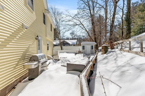 $650,000 | 20 South Main Street, Clinton, MA 01510