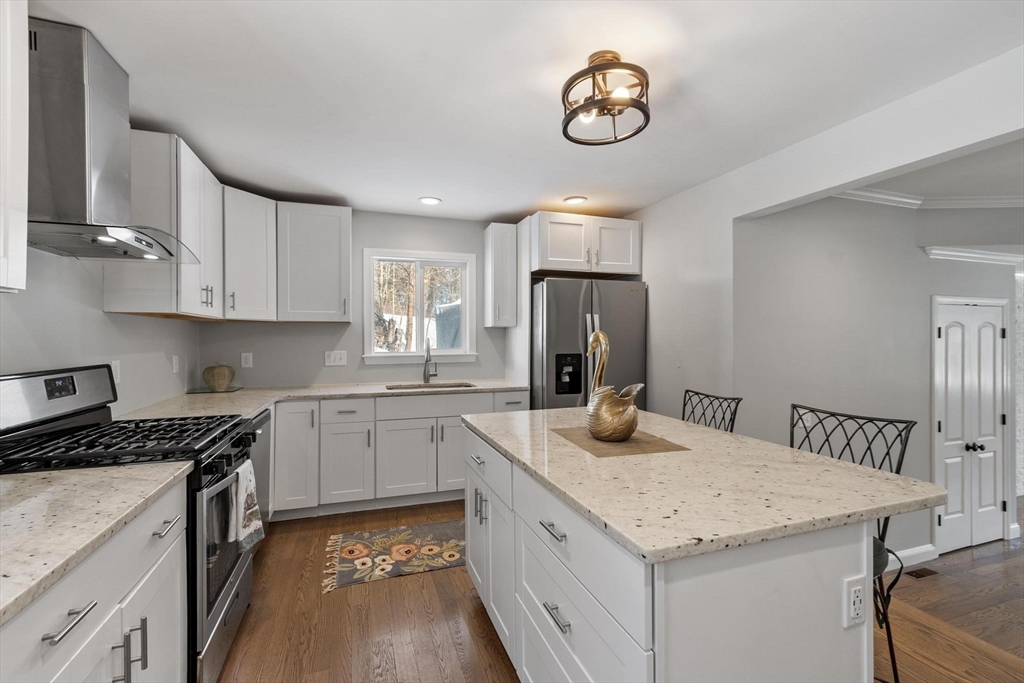 20 South Main Street Clinton, MA 01510 - Photo 10 of 39