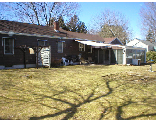 1447 Parker Street Springfield, MA 01129 - Photo 3 of 4 Gallery Image 3