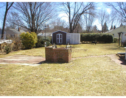 1447 Parker Street Springfield, MA 01129 - Photo 4 of 4 Gallery Image 4