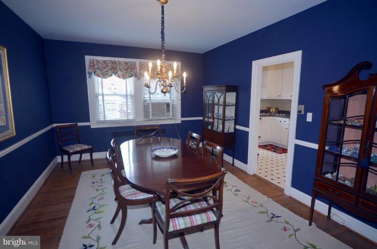 303 Hopkins Road Baltimore, MD 21212 - Photo 4 of 30 Dining Room