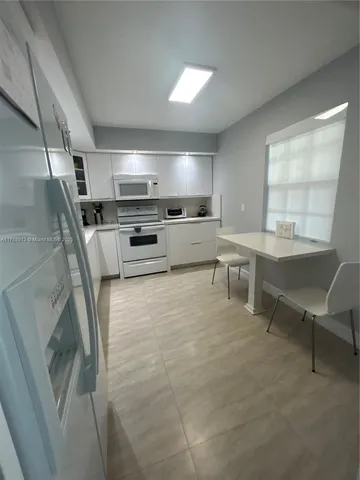 $3,150 | 4017 North Cypress Drive, Unit 102, Pompano Beach, FL 33069