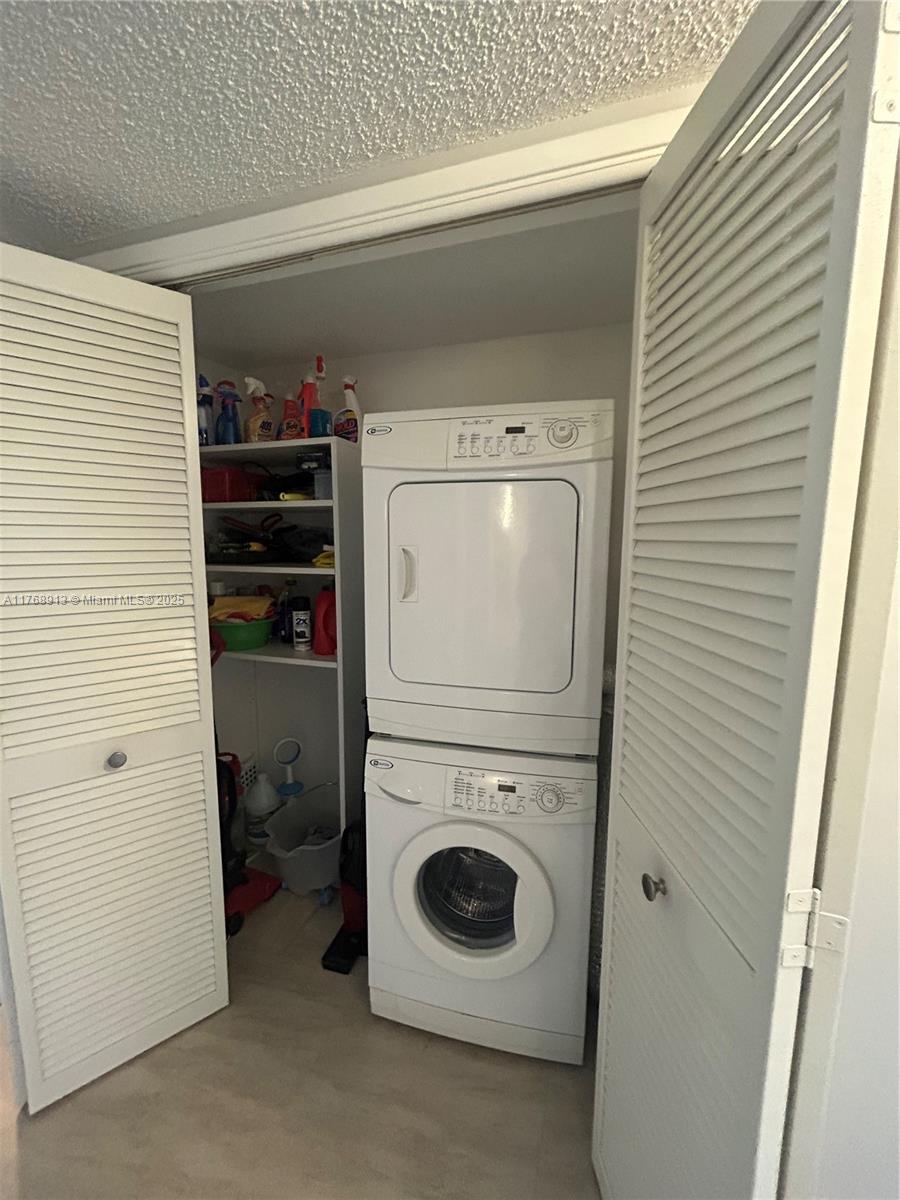 4017 North Cypress Drive, Unit 102 Pompano Beach, FL 33069 - Photo 15 of 18