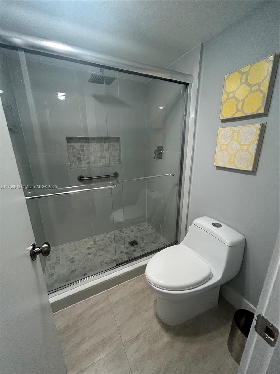 4017 North Cypress Drive, Unit 102 Pompano Beach, FL 33069 - Photo 9 of 18