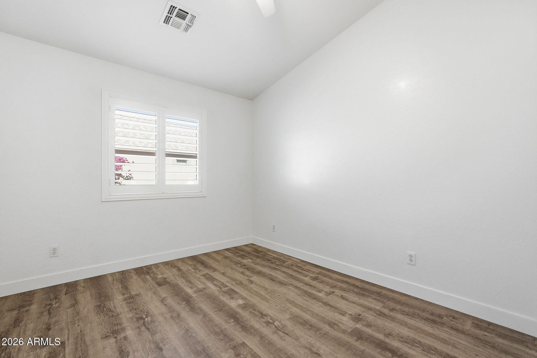 3296 East Warbler Road Gilbert, AZ 85297 - Photo 18 of 37 018_ListerPros