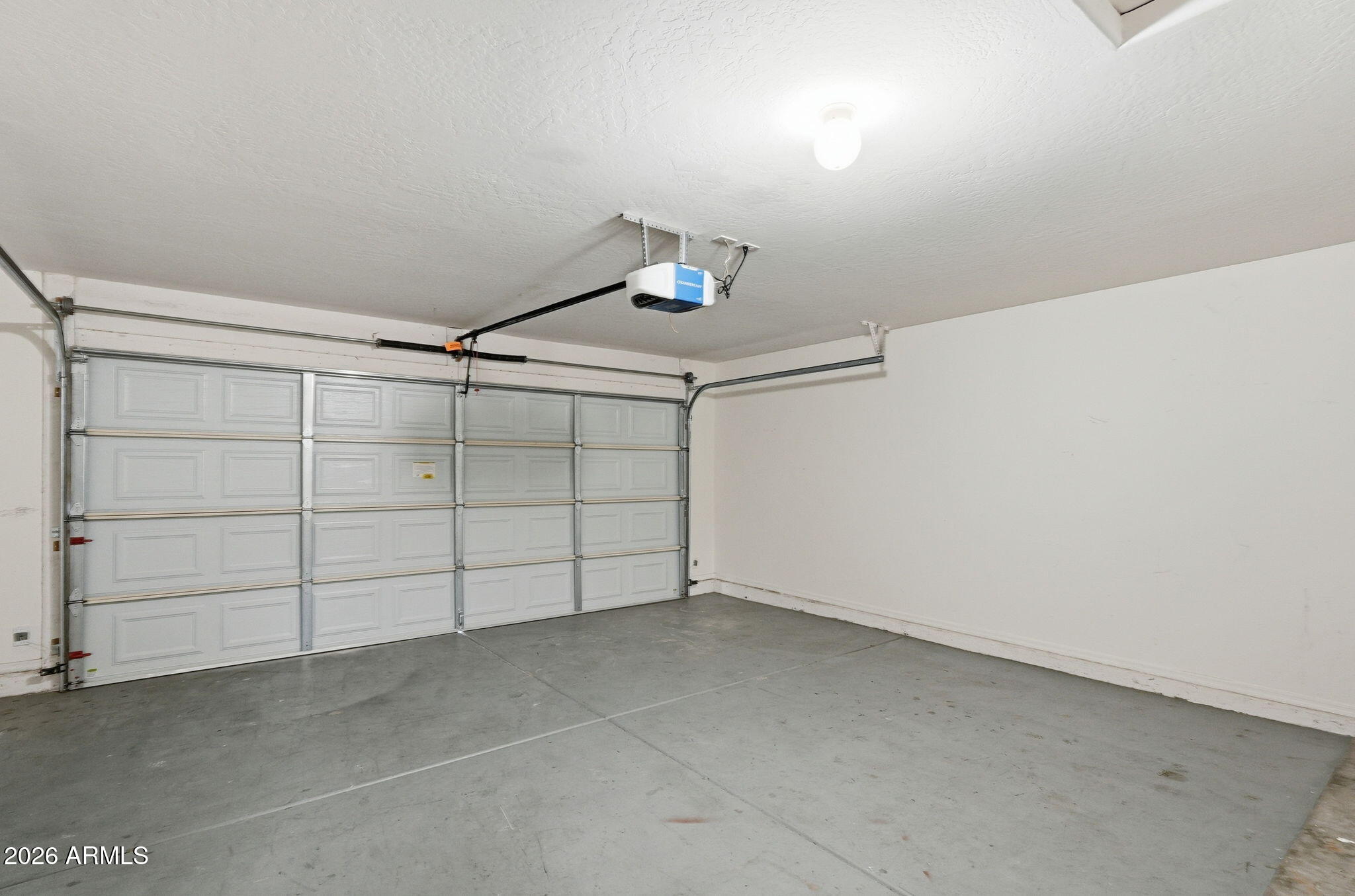 3296 East Warbler Road Gilbert, AZ 85297 - Photo 32 of 37 032_ListerPros