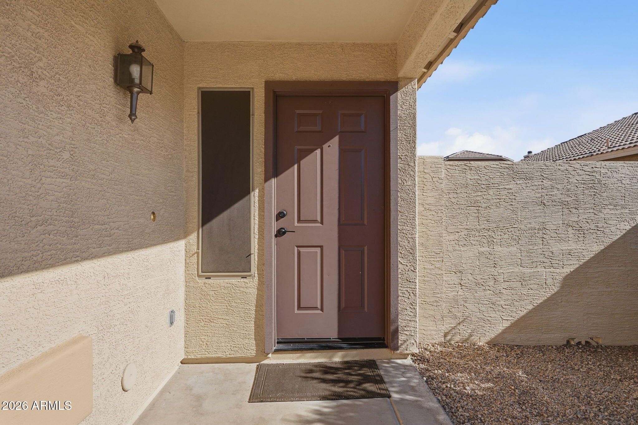 3296 East Warbler Road Gilbert, AZ 85297 - Photo 4 of 37 004_ListerPros