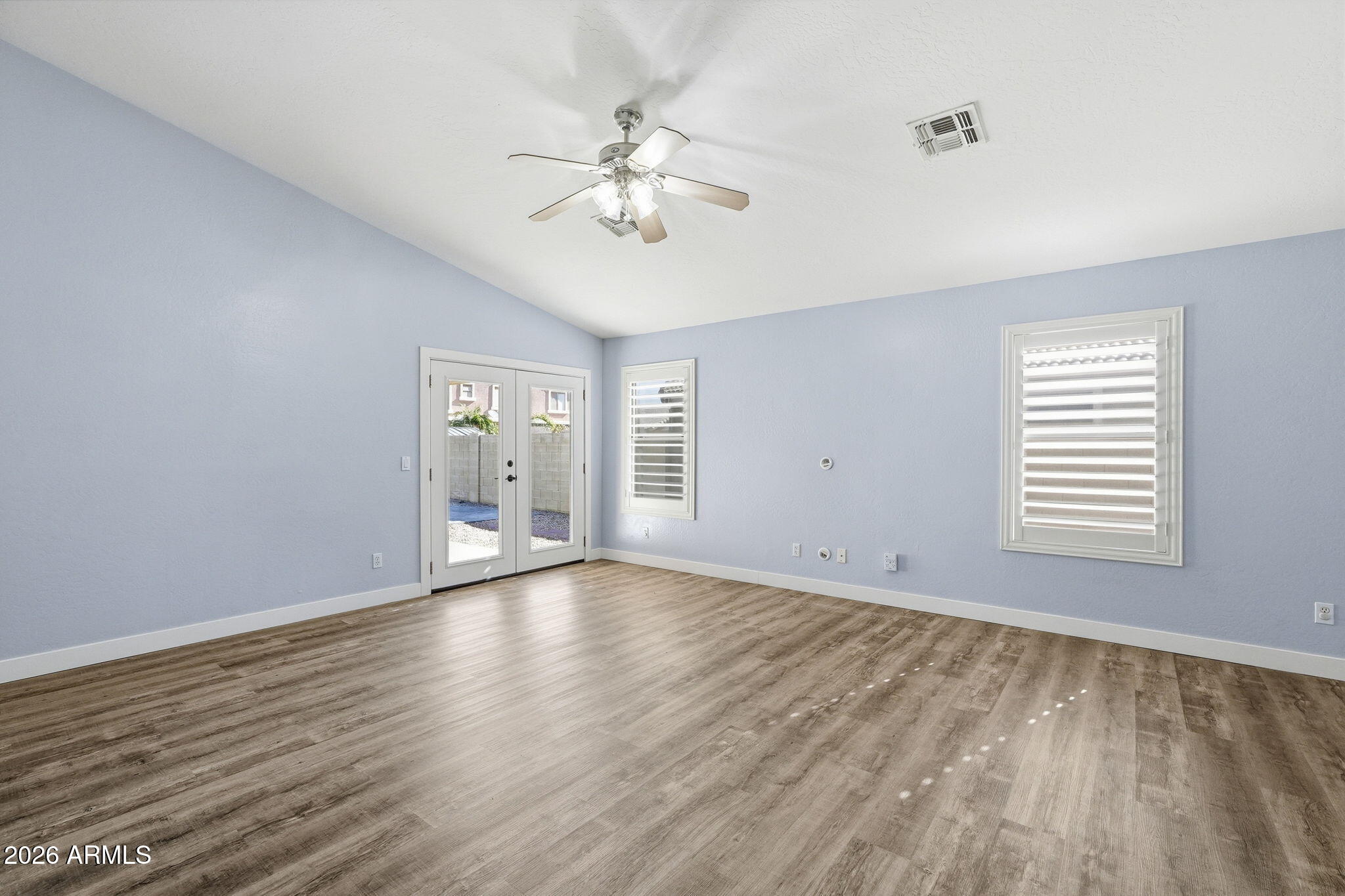 3296 East Warbler Road Gilbert, AZ 85297 - Photo 8 of 37 008_ListerPros