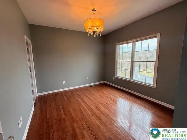 $775,000 | 671 Stratton Drive, East Stroudsburg, PA 18302