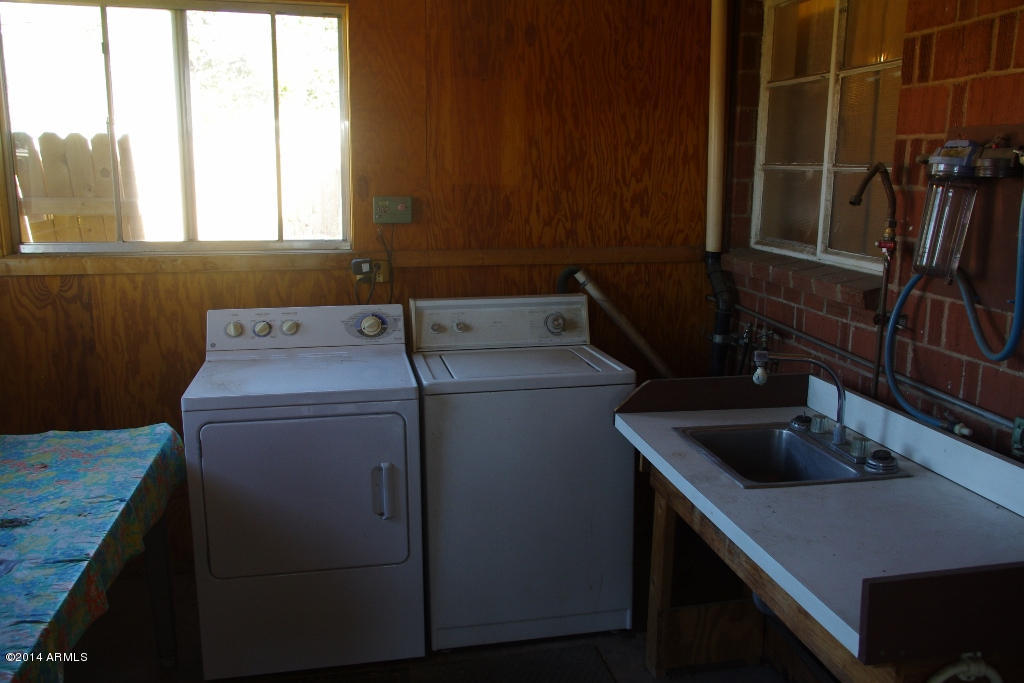 3508 West Lamar Road Phoenix, AZ 85017 - Photo 15 of 25 2014-10-14 Lamar 024 (1024x683)
