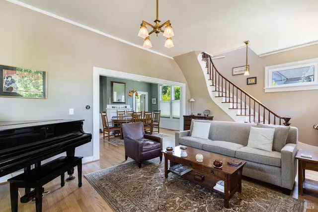 $1,999,000 | 406 Franklin Street, Napa, CA 94559