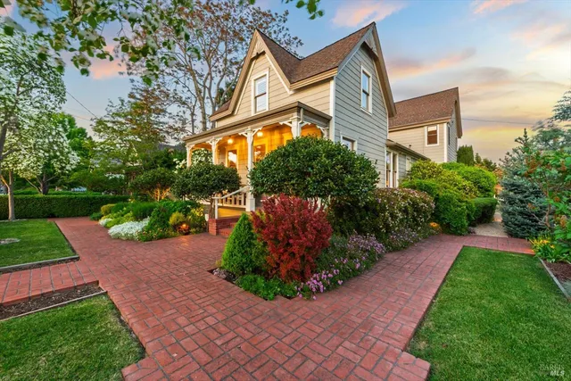 $1,999,000 | 406 Franklin Street, Napa, CA 94559