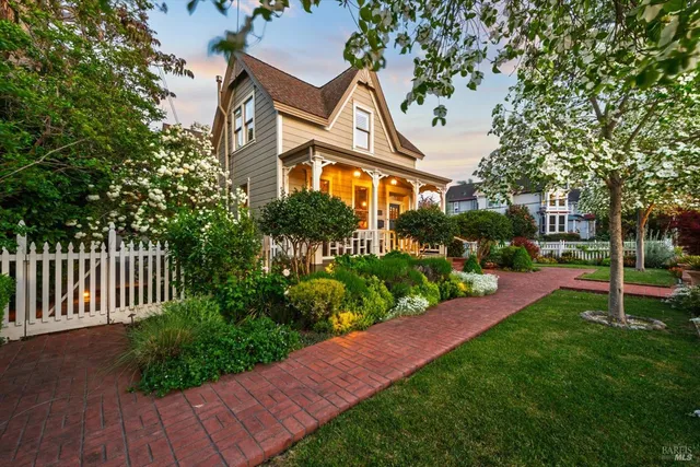 $2,049,000 | 406 Franklin Street, Napa, CA 94559