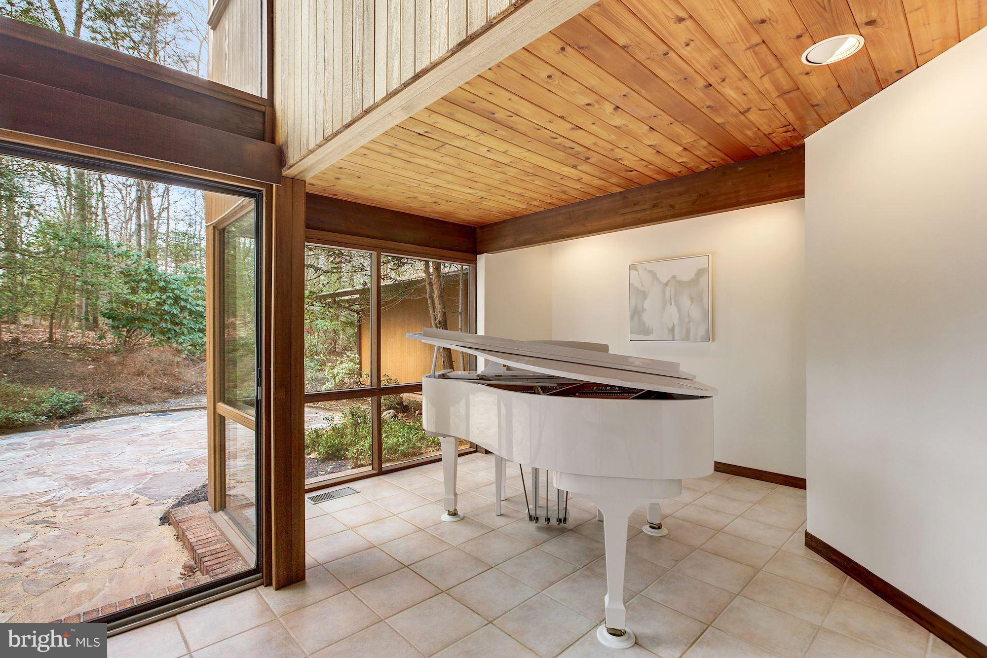 10907 Equestrian Court Reston, VA 20190 - Photo 23 of 30 Music Room