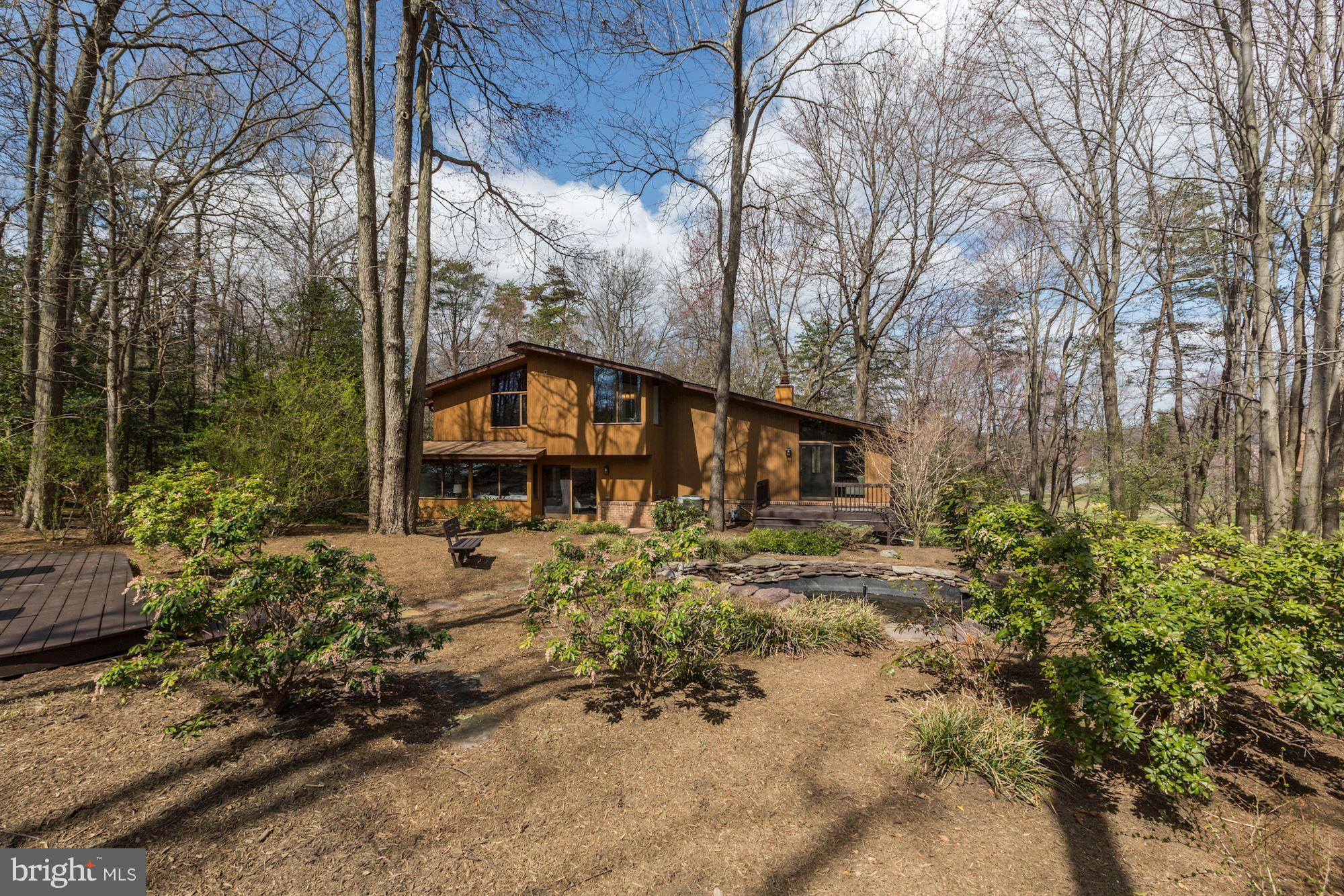 10907 Equestrian Court Reston, VA 20190 - Photo 30 of 30 Exterior (Rear)