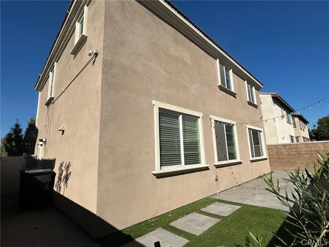 a view of a entryway of the house