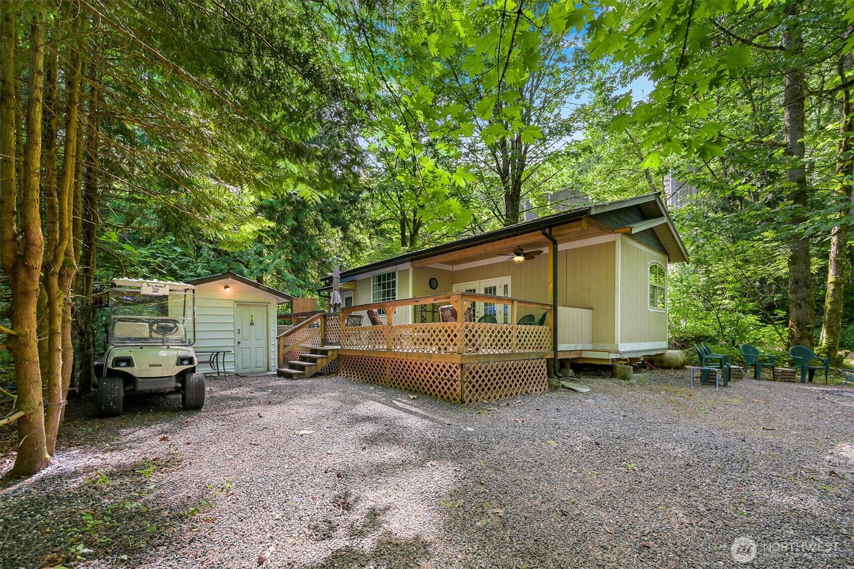 2001 Tower Road Maple Falls, WA 98266 - Photo 15 of 40