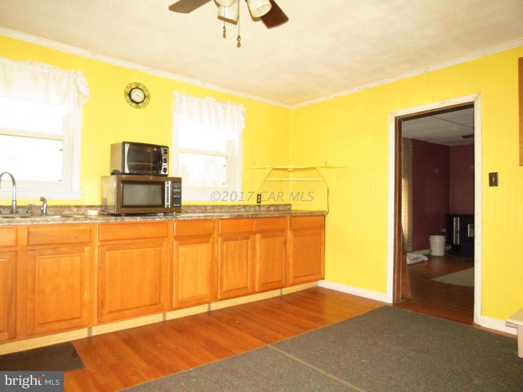 10187 Deal Island Road Deal Island, MD 21821 - Photo 10 of 25 Gallery Image 10