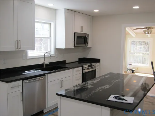 $2,400 | 5705 Community House Road, Columbia, VA 23038