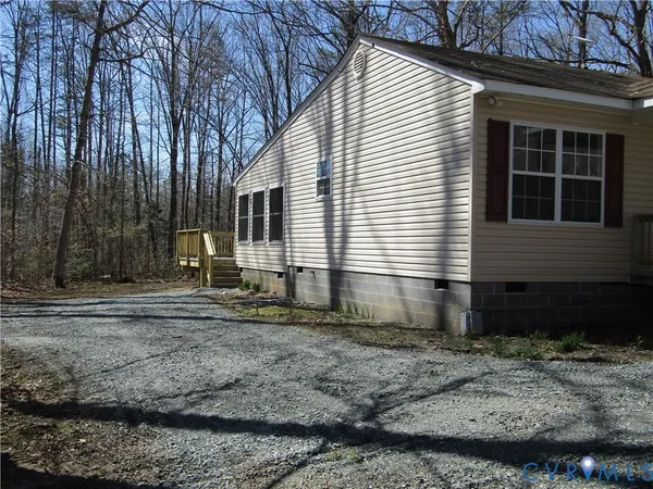 $2,400 | 5705 Community House Road, Columbia, VA 23038