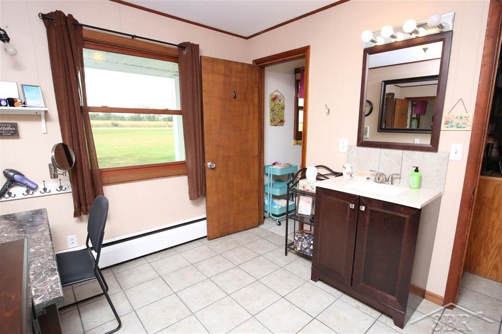 1093 East Curtis Road Hope, MI 48628 - Photo 24 of 42