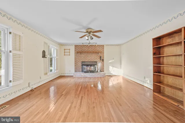 $569,900 | 11 North Pointe Drive, Fredericksburg, VA 22405