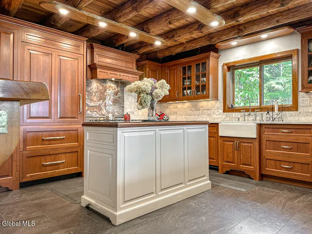 $2,750,000 | 7955 Lake Shore Drive, Hague, NY 12874