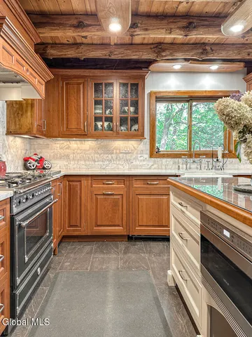 $2,750,000 | 7955 Lake Shore Drive, Hague, NY 12874