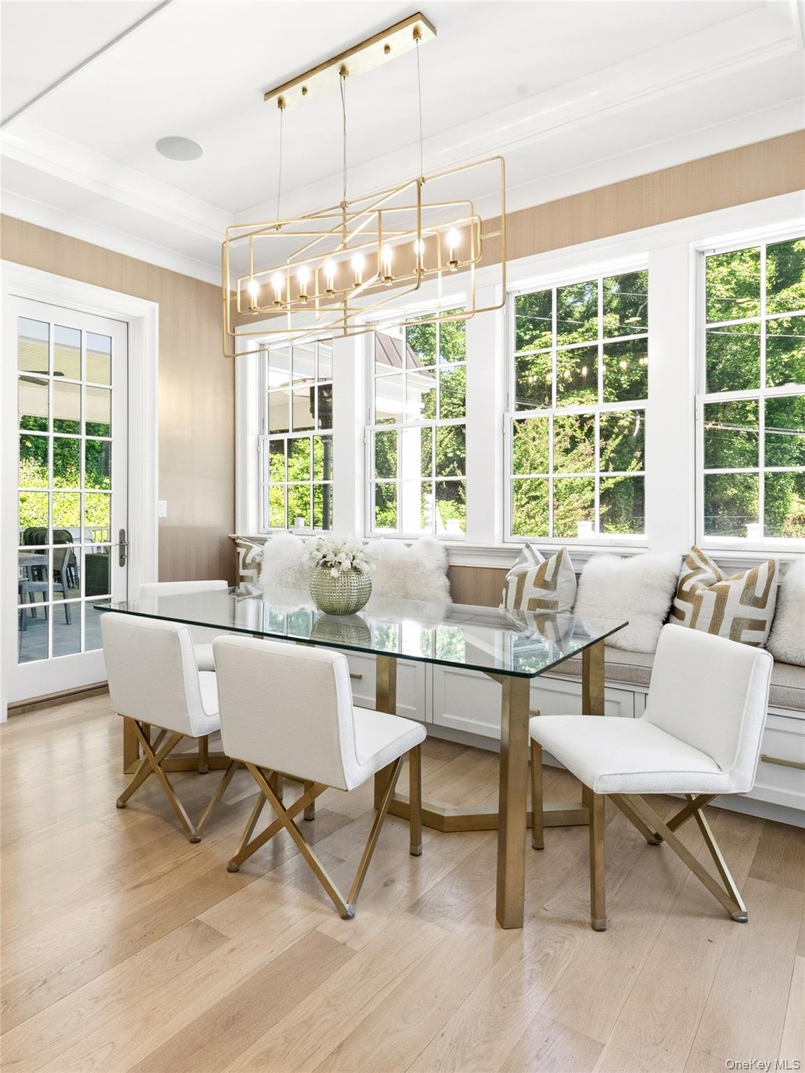 55 Plymouth Road Manhasset, NY 11030 - Photo 13 of 41