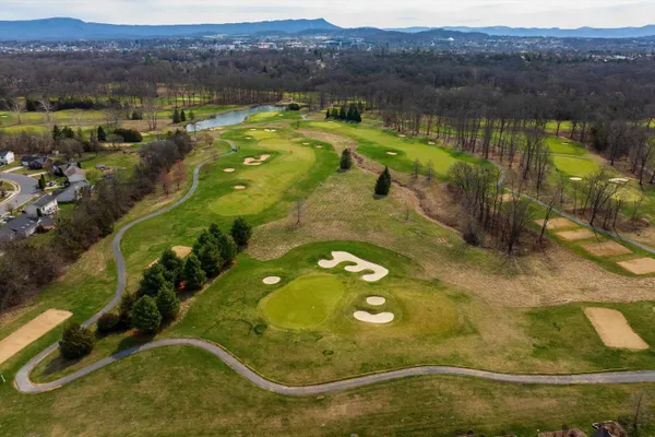 $575,000 | 1744 Heritage Estates Circle, Harrisonburg, VA 22801