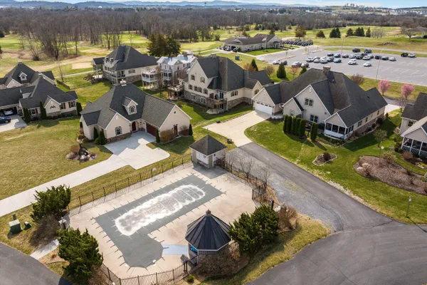 $575,000 | 1744 Heritage Estates Circle, Harrisonburg, VA 22801