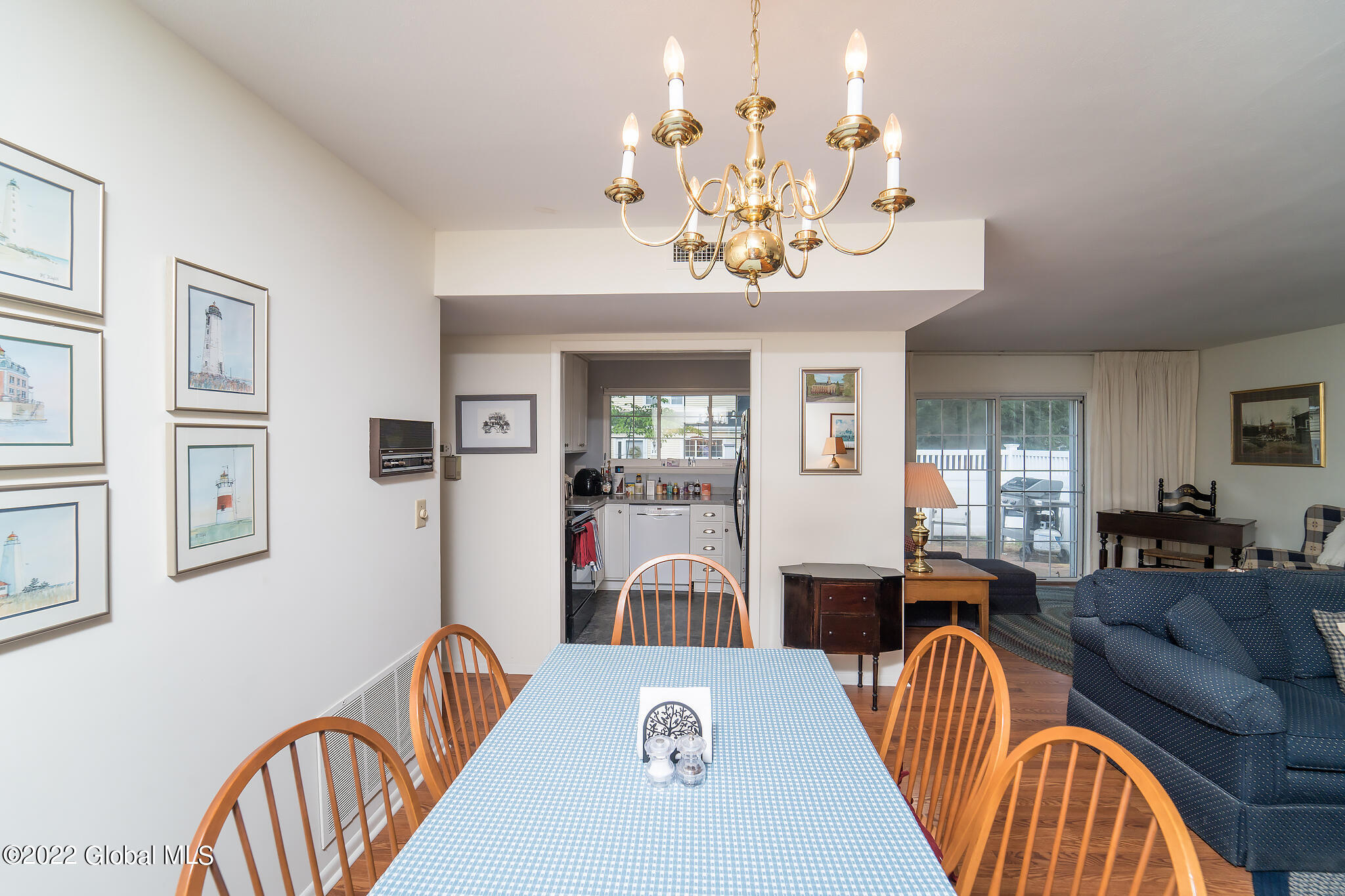 28 Chestnut Road Bethlehem, NY 12054 - Photo 11 of 30 83E52167-75BB-4876-B9FF-C6CD0B365A9E