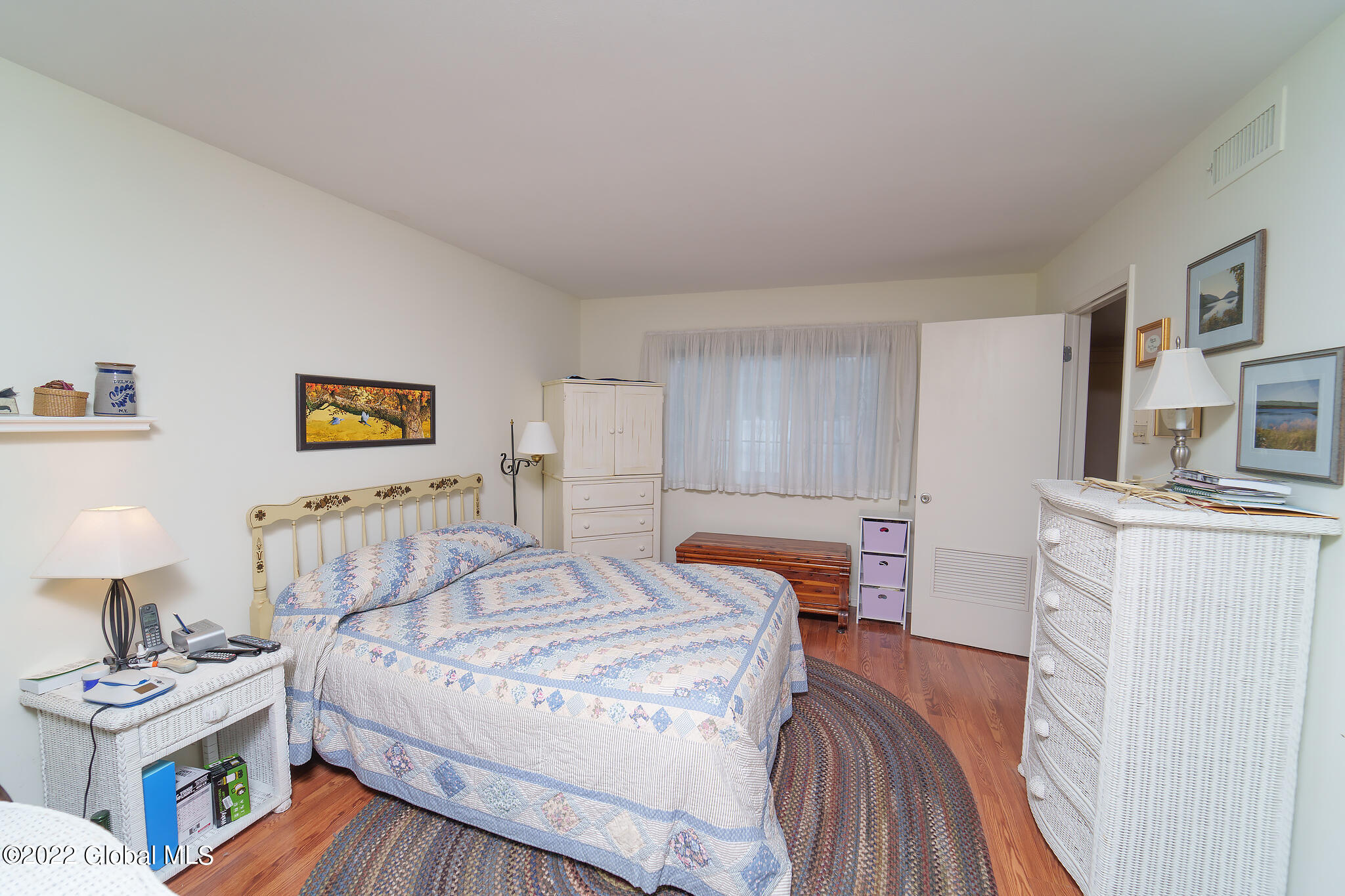 28 Chestnut Road Bethlehem, NY 12054 - Photo 13 of 30 5F4C2083-271B-465B-B2BB-534855FD80F5