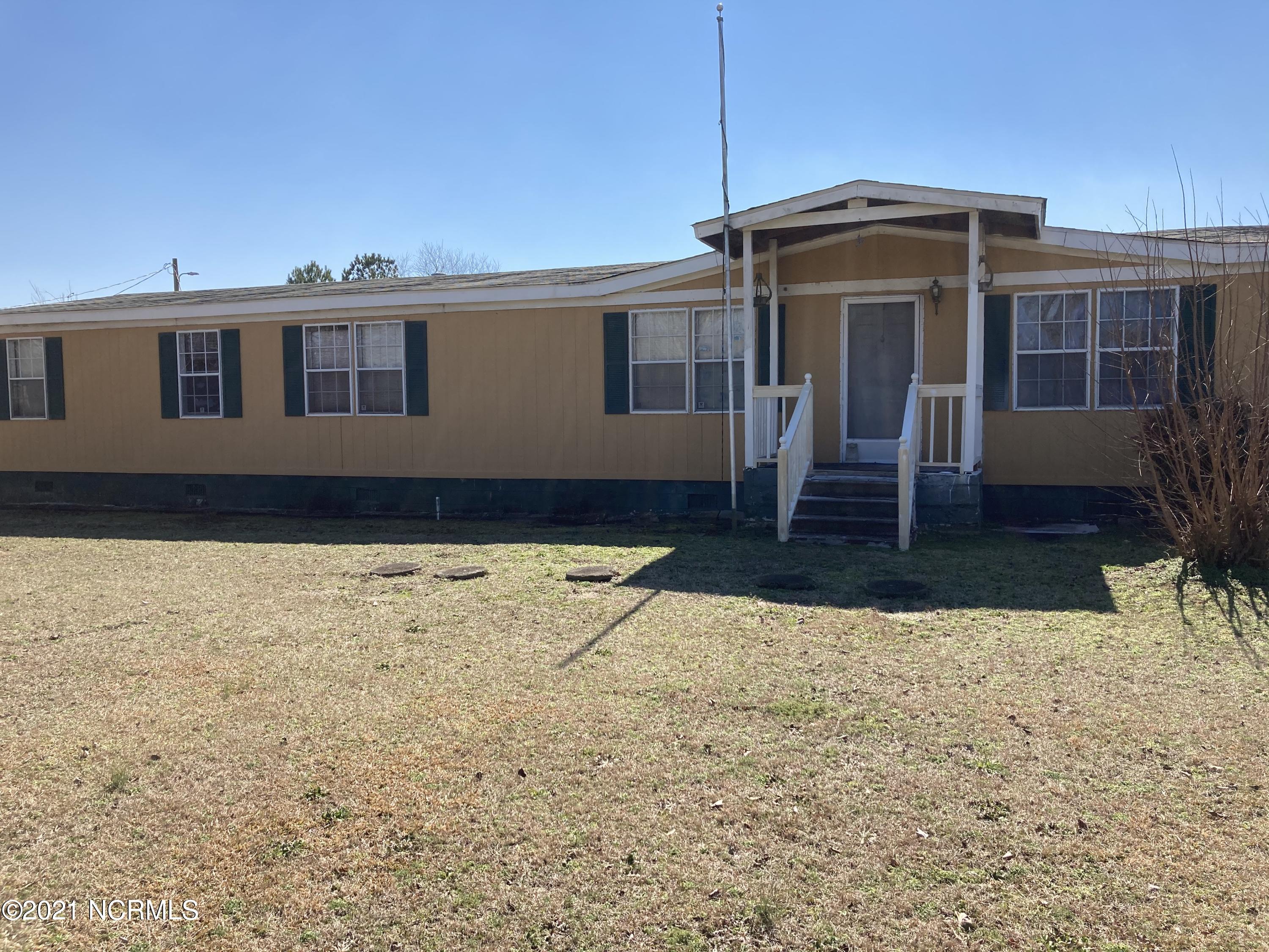 779 Beasley's Mill Road Warsaw, NC 28398 - Photo 1 of 11 932485EC-3B06-4888-84A7-2D5BF73399EE