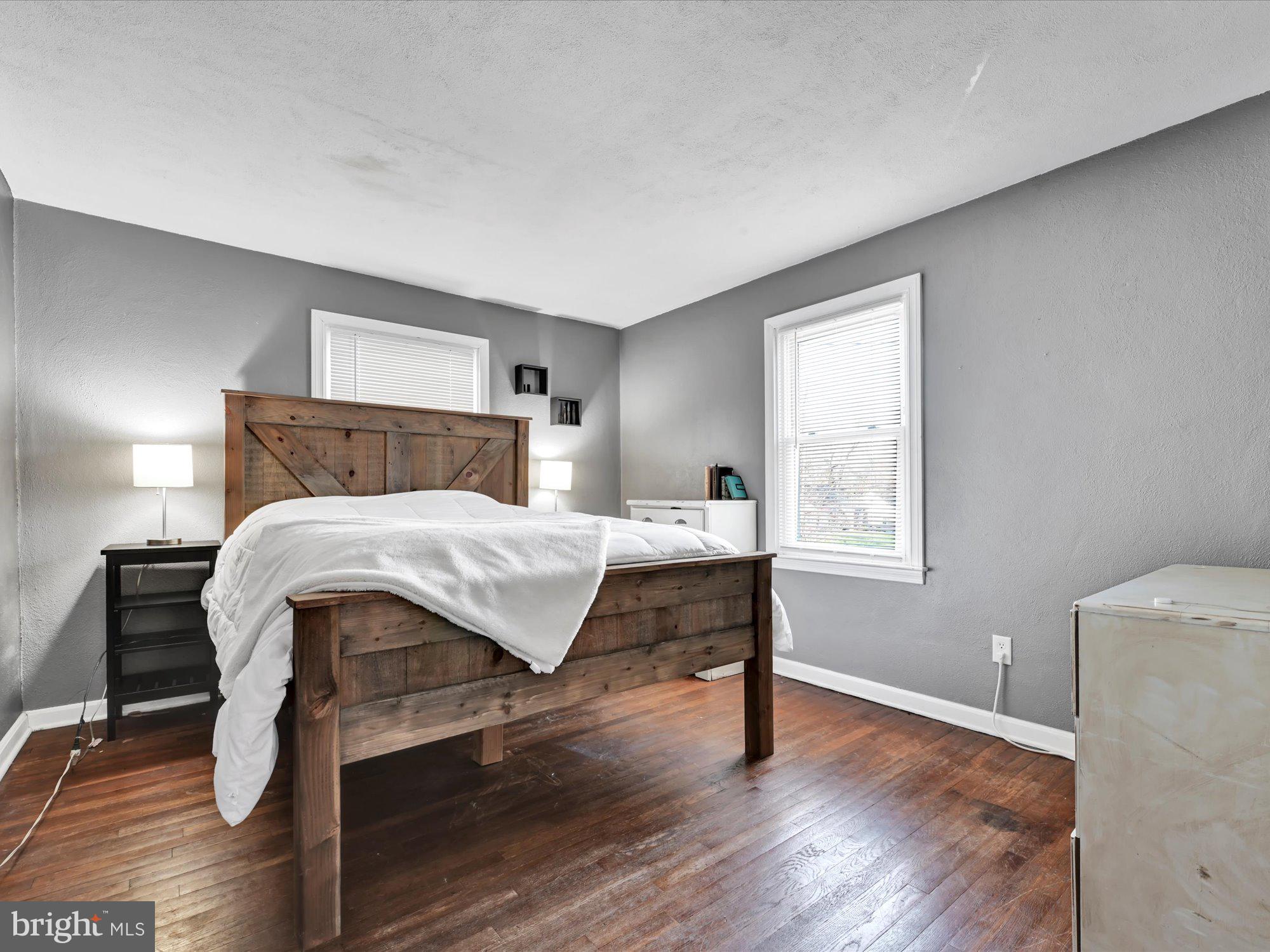 1827 Chesley Road York, PA 17403 - Photo 12 of 27 Primary Bedroom
