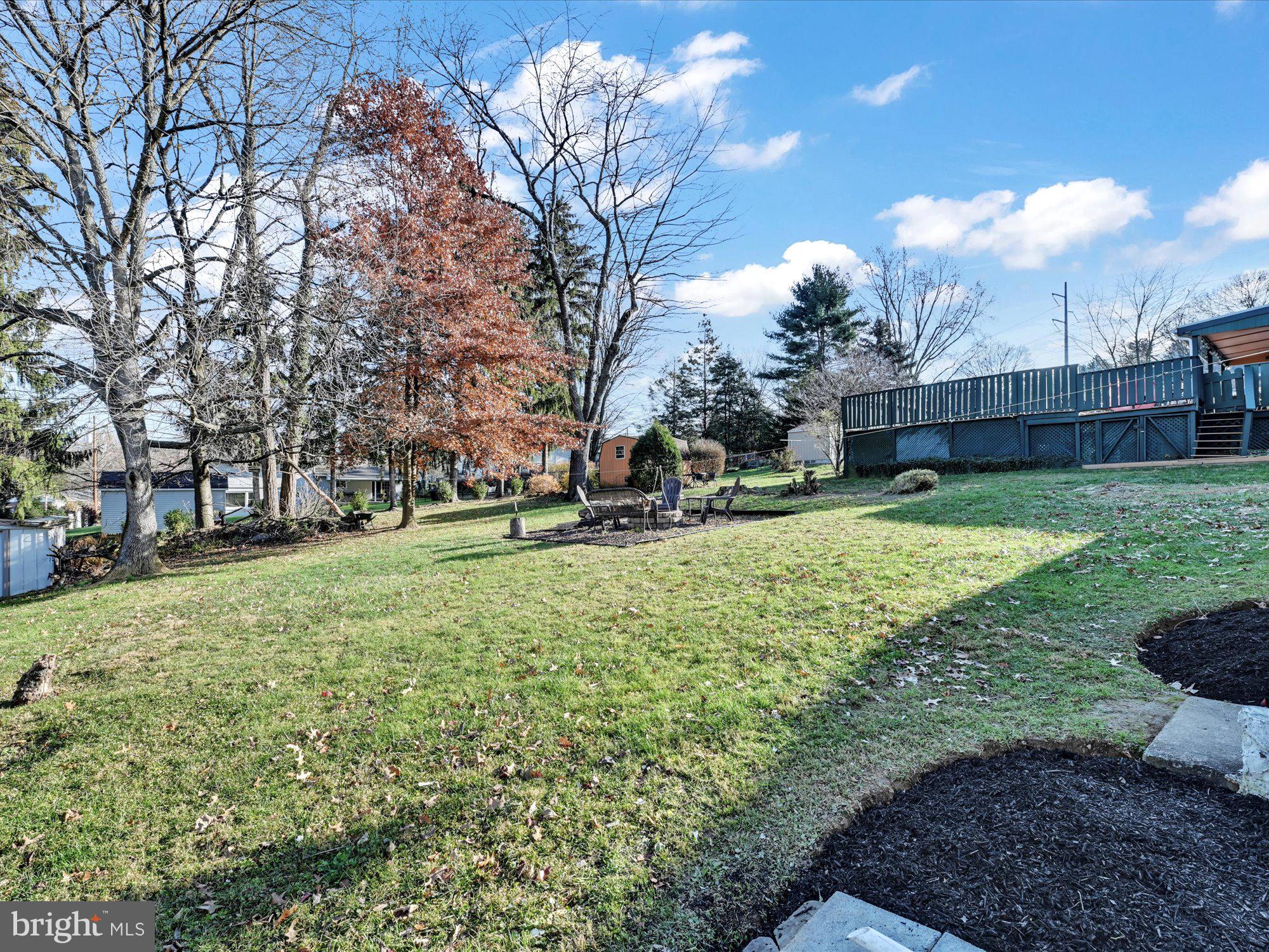 1827 Chesley Road York, PA 17403 - Photo 22 of 27 Yard