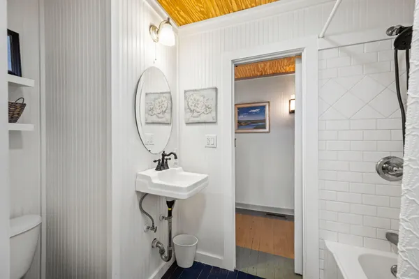 $1,249,000 | 212 East Hudson Avenue, Folly Beach, SC 29439