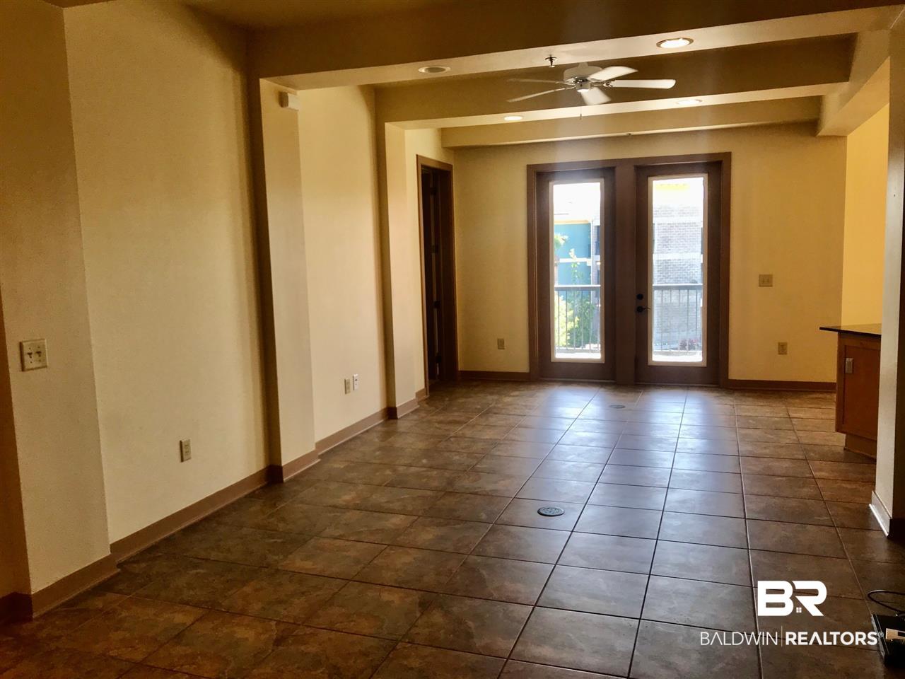 1430 Regency Road, Unit F304 Gulf Shores, AL 36542 - Photo 4 of 17 Living Area