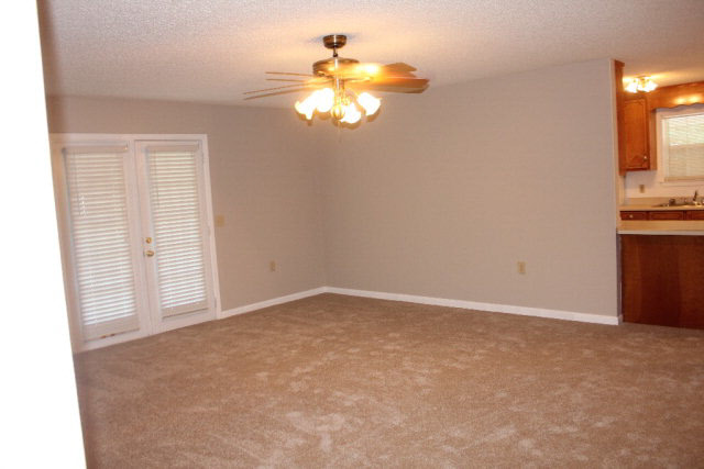 320 North Pine Street Foley, AL 36535 - Photo 2 of 9