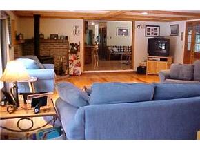 42 Locust Hill Road Goffstown, NH 03045 - Photo 3 of 5 Gallery Image 3
