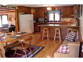 42 Locust Hill Road Goffstown, NH 03045 - Photo 4 of 5 Gallery Image 4