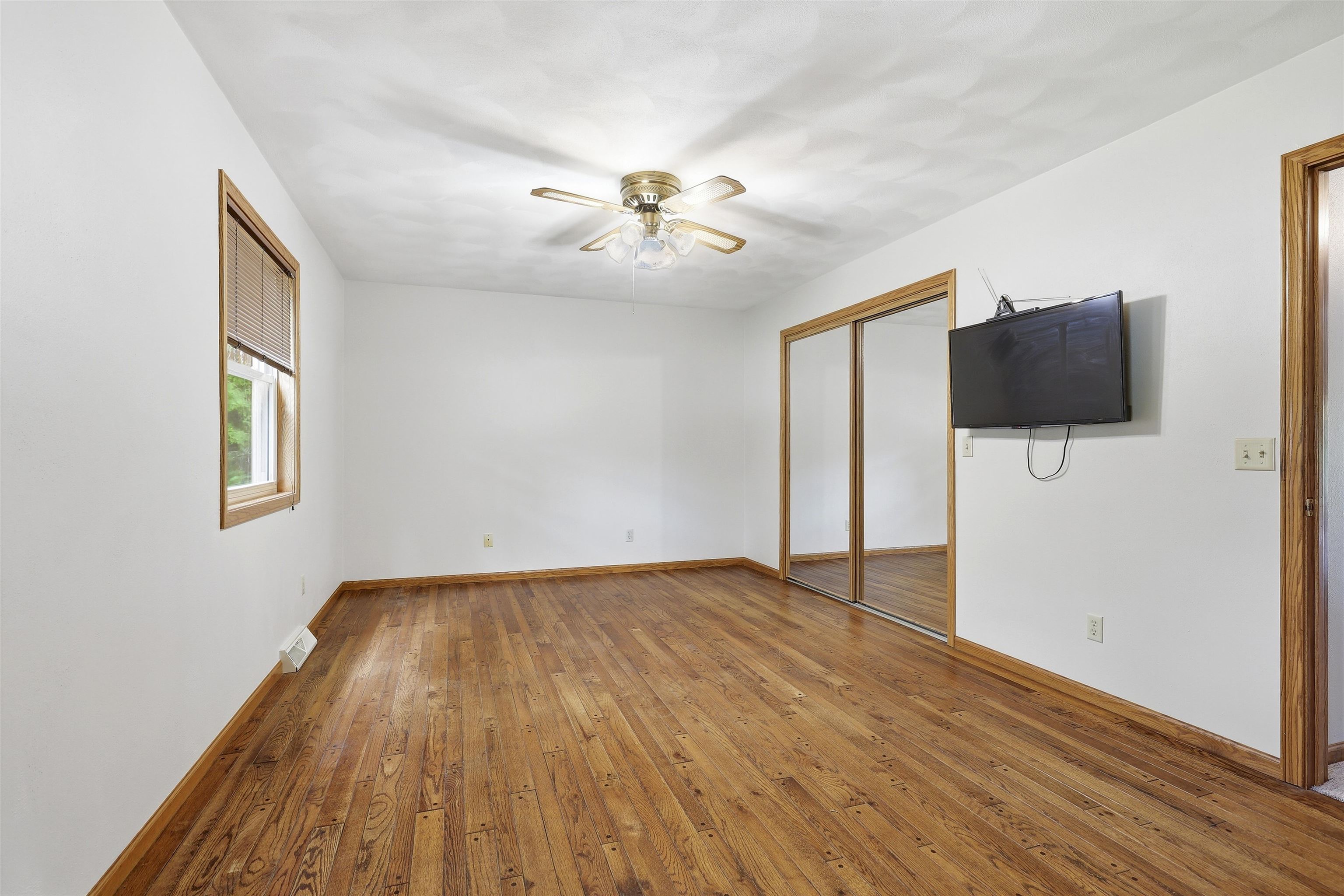 N334 Marion Avenue Appleton, WI 54915 - Photo 11 of 38