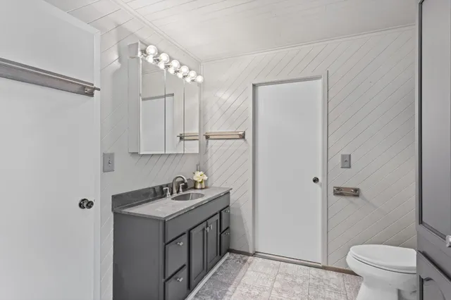 $329,900 | 2184 Floral Drive, White Bear Lake, MN 55110