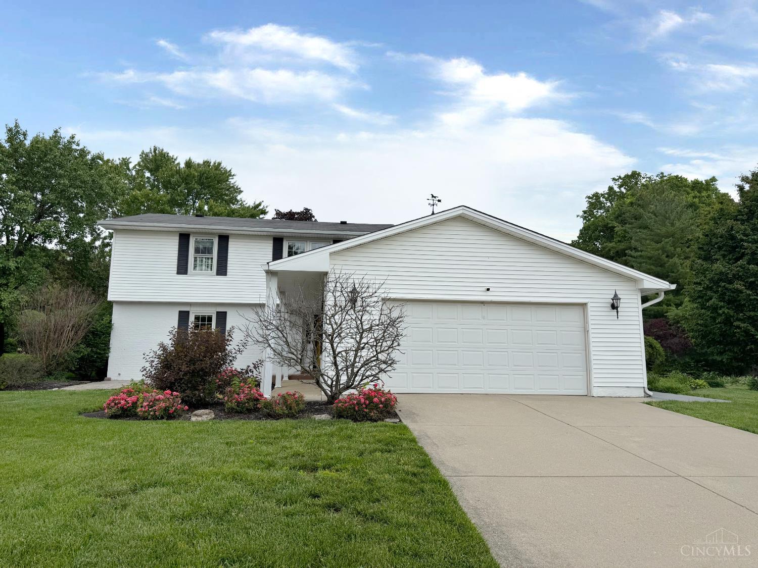 876 Maple Ridge Court Fairfield, OH 45014 - Photo 2 of 86