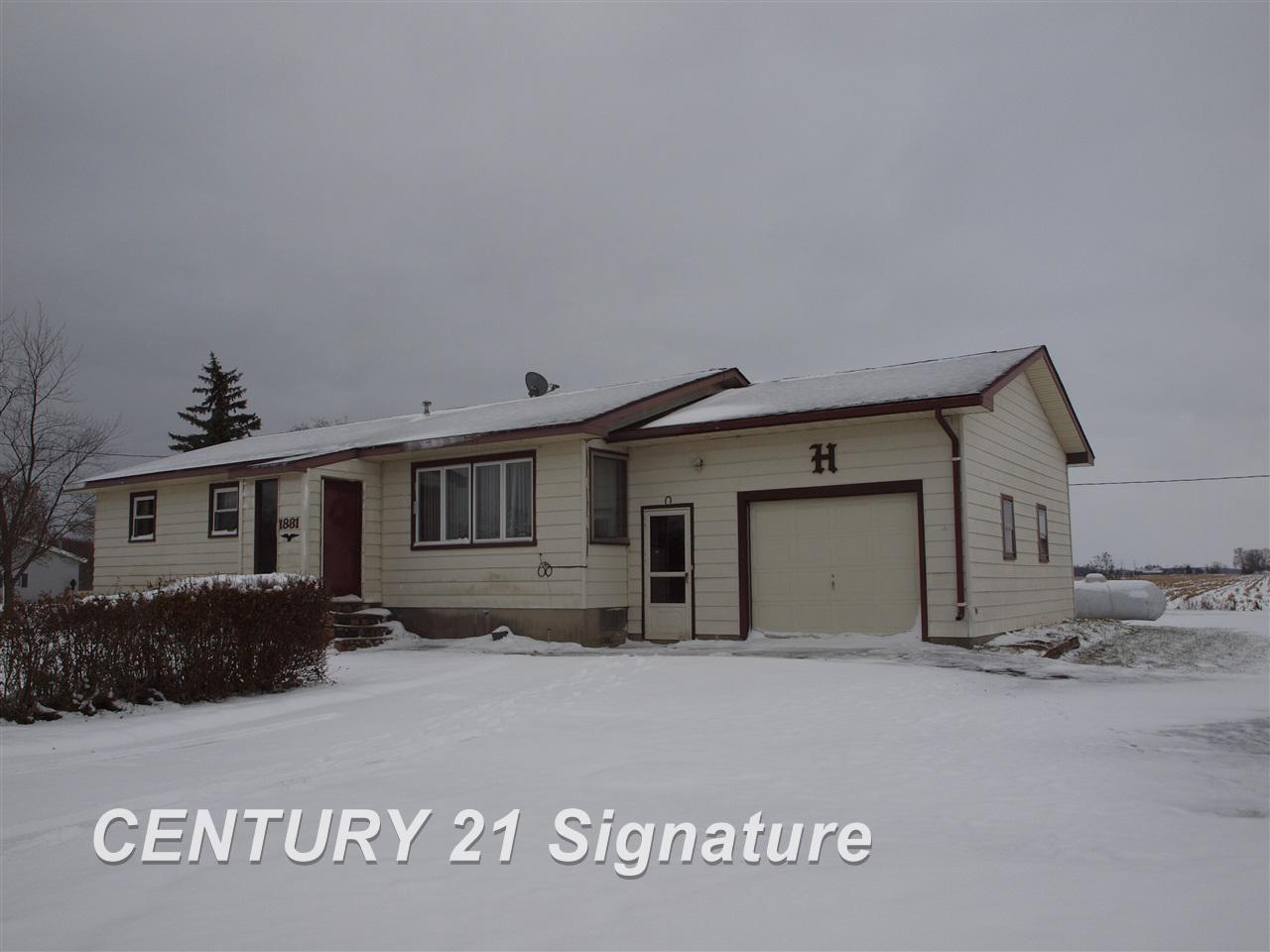 1881 Peet Road New Lothrop, MI 48460 - Photo 1 of 26