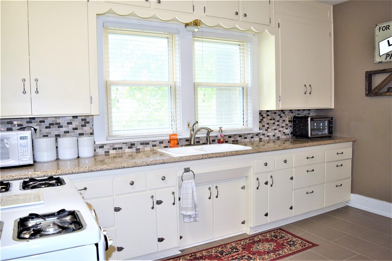 3662 Bass Road Fort Wayne, IN 46808 - Photo 14 of 31
