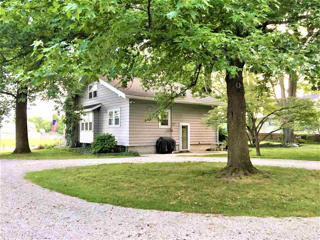 3662 Bass Road Fort Wayne, IN 46808 - Photo 3 of 31