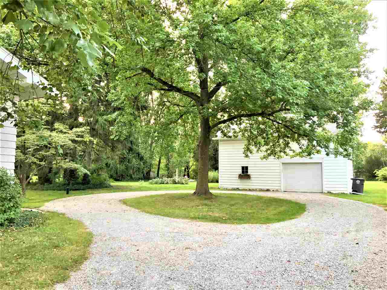 3662 Bass Road Fort Wayne, IN 46808 - Photo 4 of 31