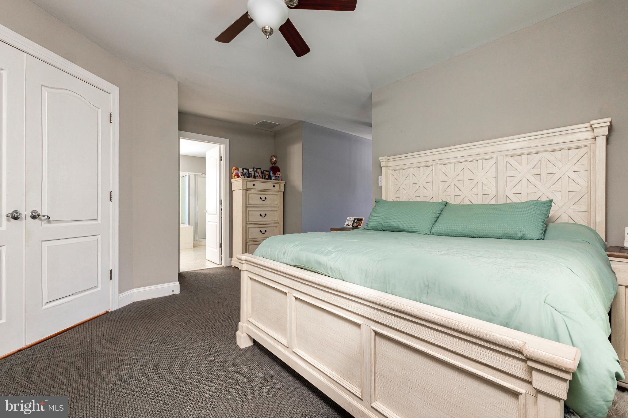 307 Patsy Court West Deptford, NJ 08066 - Photo 19 of 37