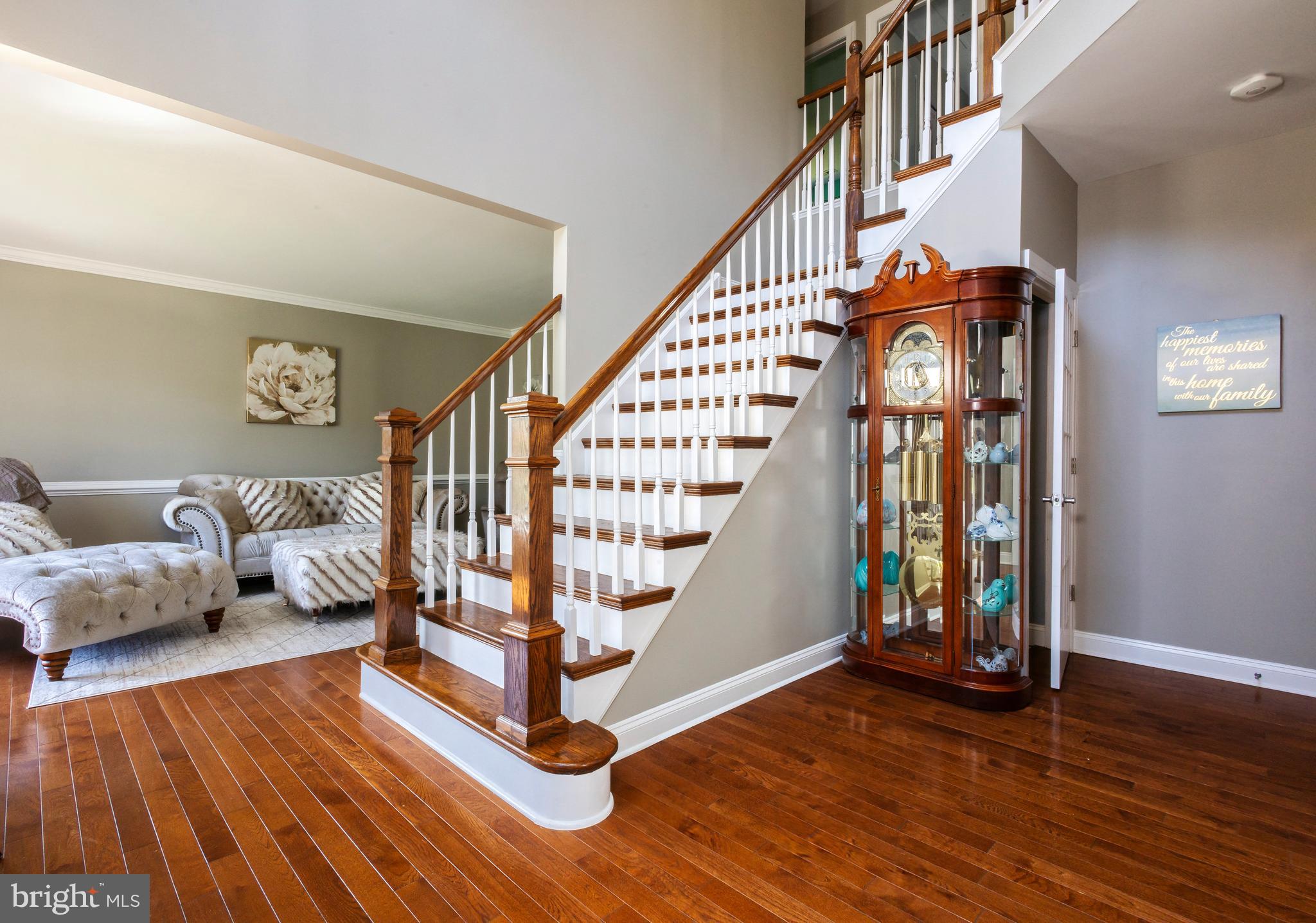 307 Patsy Court West Deptford, NJ 08066 - Photo 4 of 37